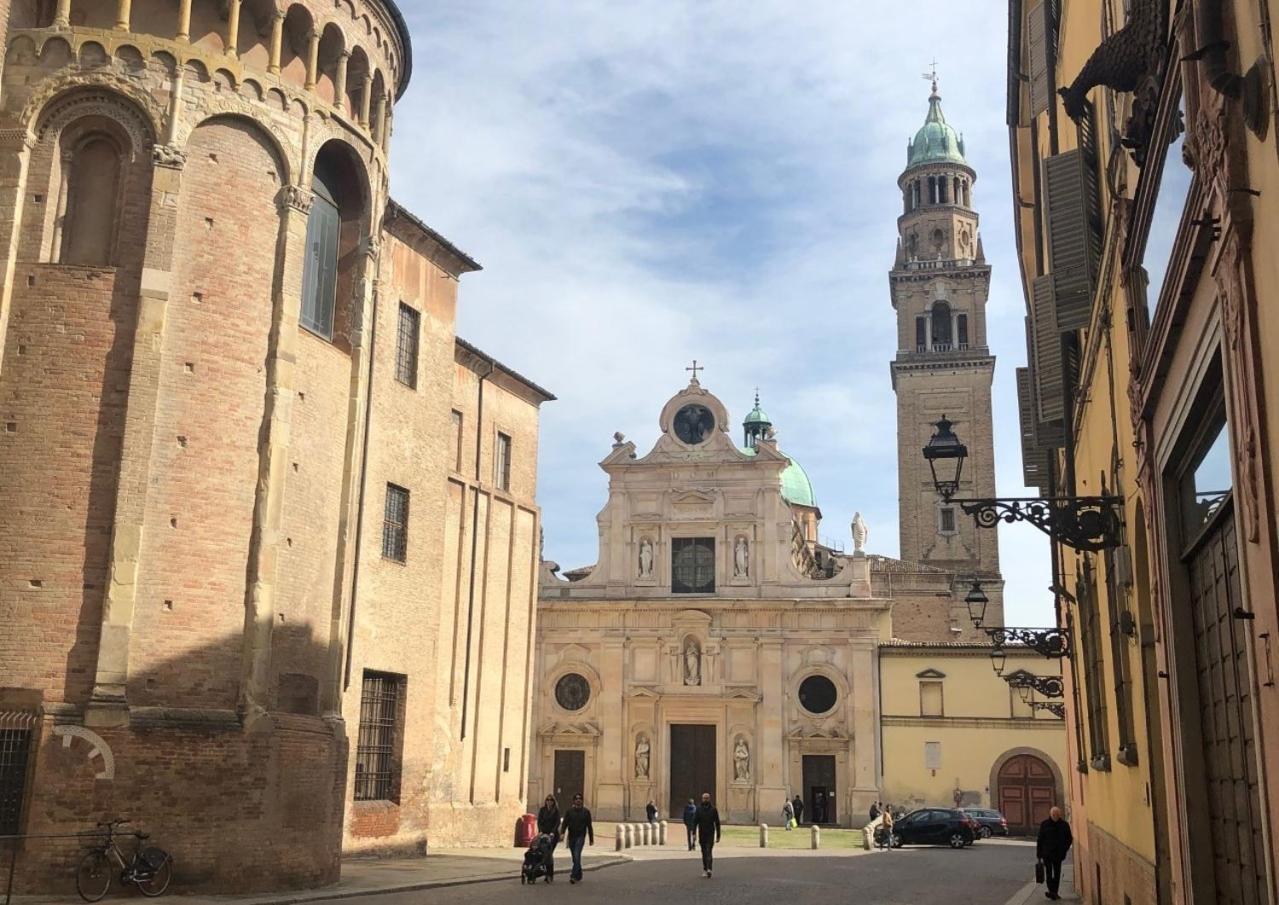 Luxury 3 Al Duomo Di Parma Leilighet Eksteriør bilde